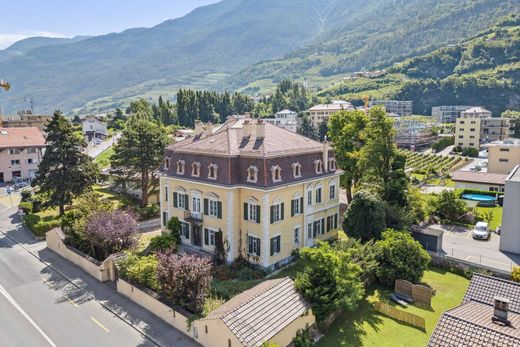 Vrijstaand huis in Saxon, Martigny District