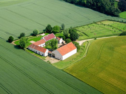 Müstakil ev Lasne, Province du Brabant Wallon