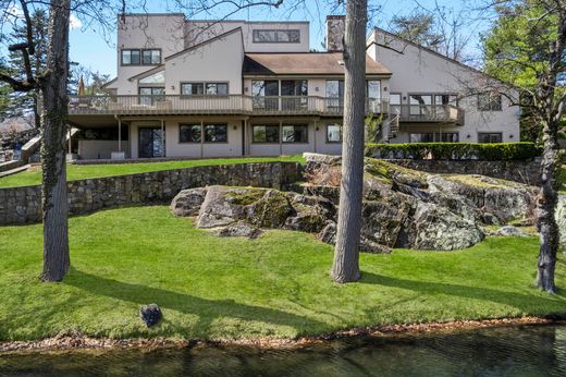 Detached House in Rye, Westchester County