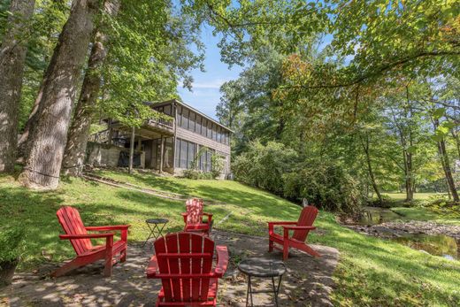 Vrijstaand huis in Highlands, Macon County