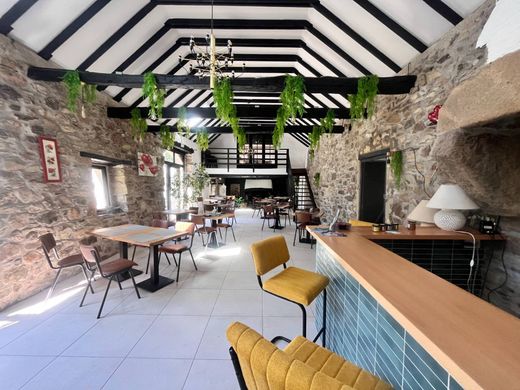 Casa Unifamiliare a Plomodiern, Finistère