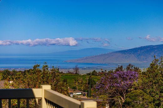 Detached House in Kula, Maui