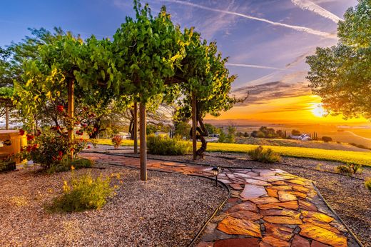 Detached House in San Miguel, San Luis Obispo County