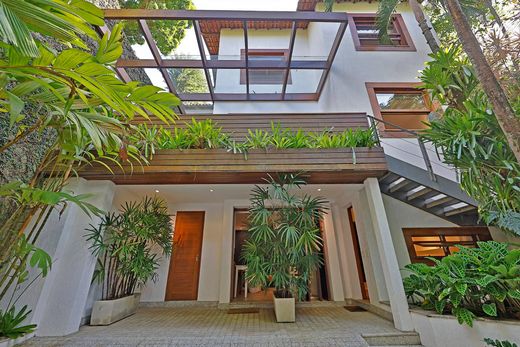 Luxury home in Rio de Janeiro