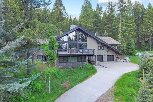 Luxury home in Teton Village, Teton County