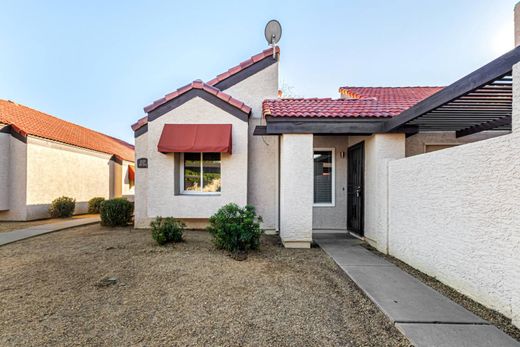 Casa Unifamiliare a Tempe, Maricopa County