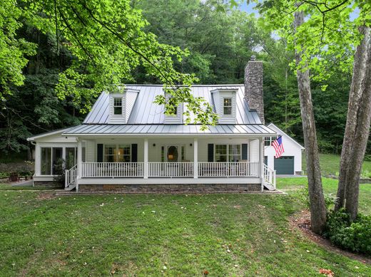 Vrijstaand huis in Versailles, Woodford County