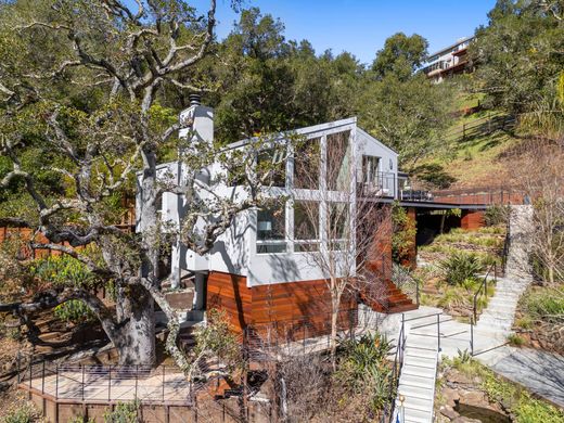 Detached House in Los Altos Hills, Santa Clara County