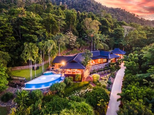 Luxury home in Cannon Valley, Whitsunday