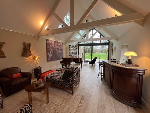 Detached House in Pont-l'Abbé, Finistère