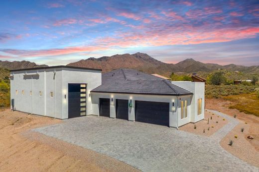 Vrijstaand huis in Cave Creek, Maricopa County