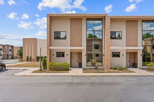 Townhouse in Kissimmee, Osceola County