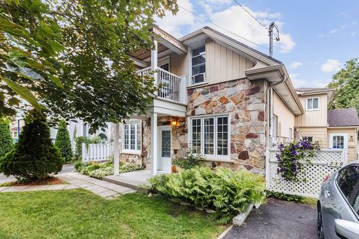 Duplex in Vaudreuil-Dorion, Montérégie