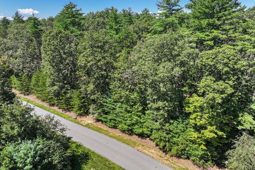 Grond in Asheville, Buncombe County