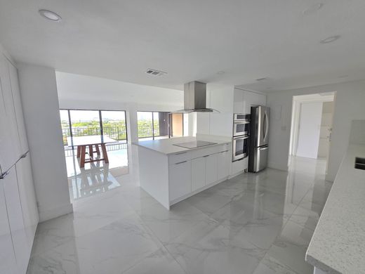 Piso / Apartamento en Miami, Miami-Dade County