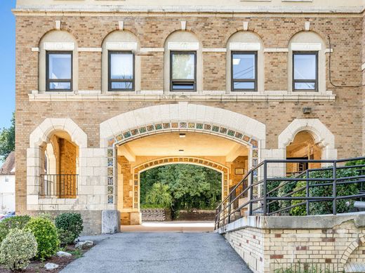 Luxury home in Tuckahoe, Westchester County