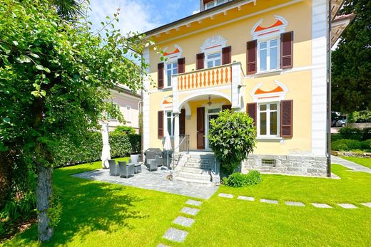 Casa Unifamiliare a Minusio, Locarno District