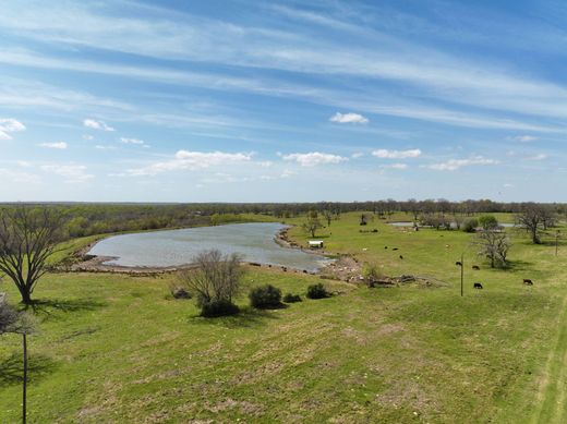 Landsitz in Franklin, Robertson County
