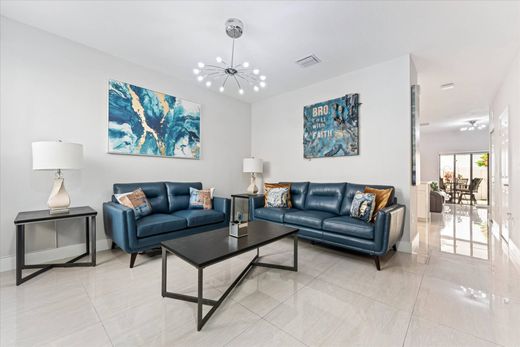 Luxury Properties for sale in Hialeah, Florida - LuxuryEstate.com