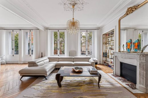 Apartment / Etagenwohnung in La Muette, Auteuil, Porte Dauphine, Paris