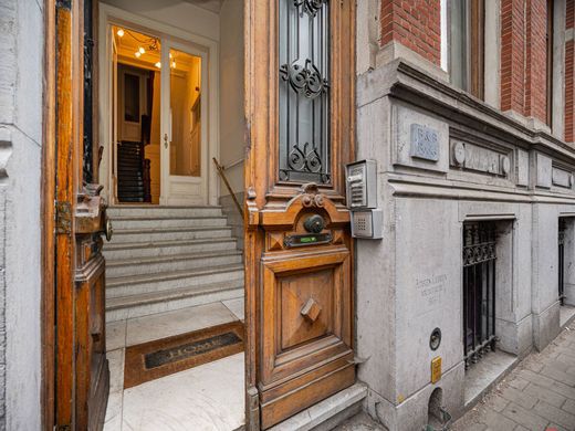 Casa Unifamiliare a Gand, Provincie Oost-Vlaanderen