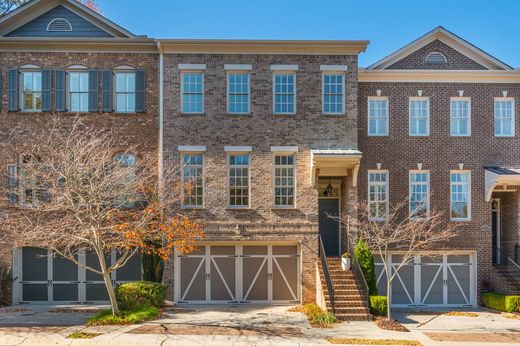 Townhouse in Alpharetta, Fulton County