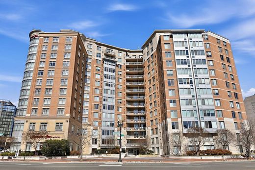 Apartment in Washington, Washington County