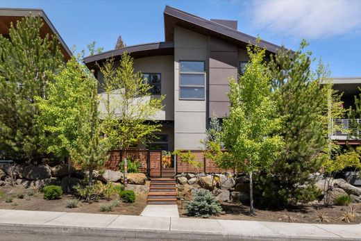Luxury home in Bend, Deschutes County