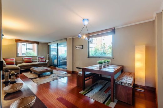 Vitacura, Provincia de Santiago de Chileのアパートメント