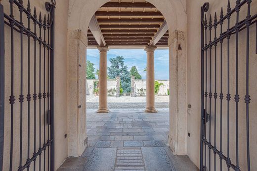 Квартира, Arona, Provincia di Novara