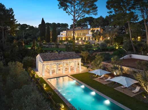 Detached House in Mougins, Alpes-Maritimes