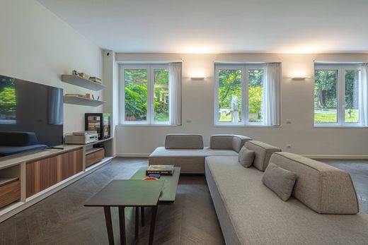 Appartamento a Milano, Lombardia