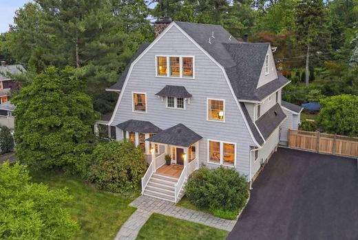 Luxury home in Montclair, Essex County