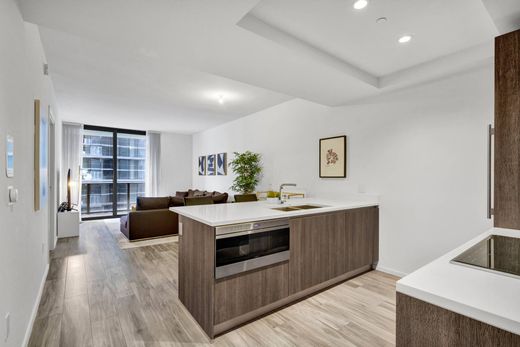 Apartment / Etagenwohnung in Miami, Miami-Dade County