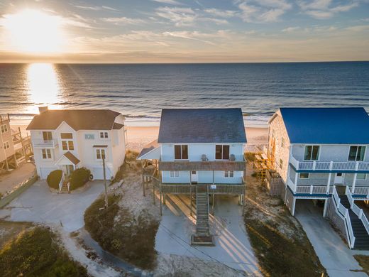Detached House in North Topsail Beach, Onslow County