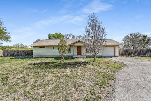 Detached House in Cedar Creek, Bastrop County