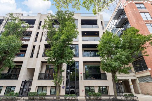 Apartment in Chicago, Cook County