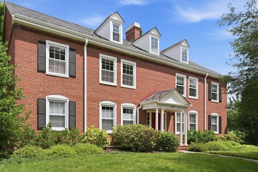 Apartment in Arlington, Arlington County