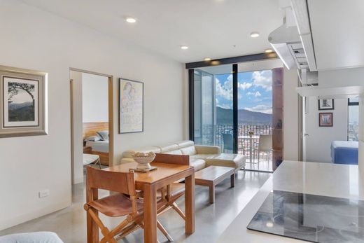 Apartment in Escalante, Goicoechea
