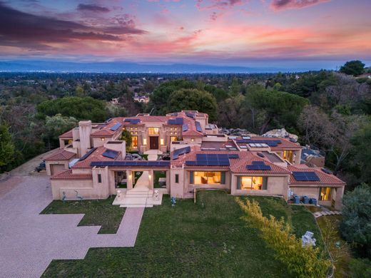 Los Altos Hills, Santa Clara Countyの一戸建て住宅