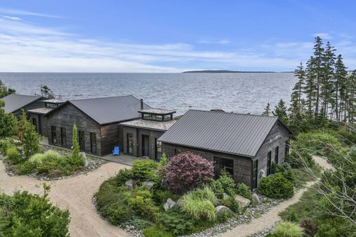 Vrijstaand huis in Hunts Point, Nova Scotia