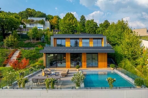 Villa in Boedapest, Budapest