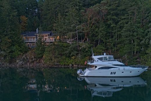 Einfamilienhaus in Salt Spring Island, Capital Regional District