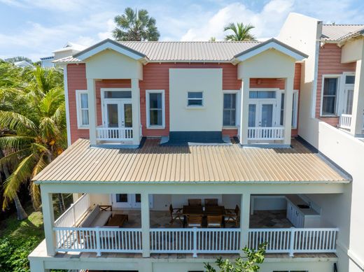 Vrijstaand huis in Frigate Bay