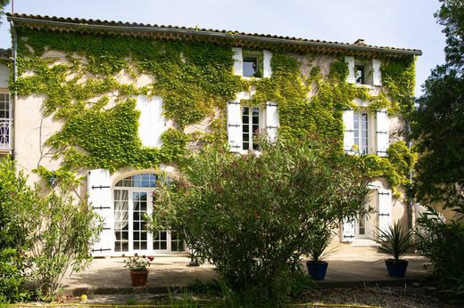 Частный Дом, Saint-Saturnin-lès-Avignon, Vaucluse