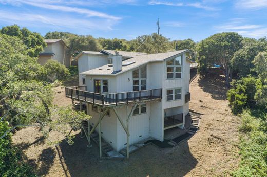 Detached House in Del Rey Oaks, Monterey County
