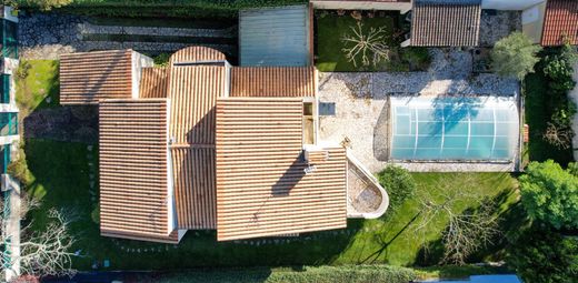 Dom jednorodzinny w Saint-Sulpice-de-Royan, Charente-Maritime