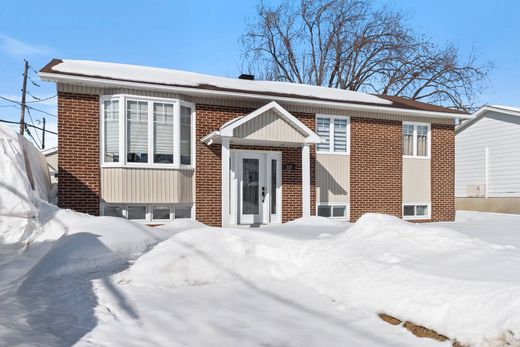 Dom jednorodzinny w Terrebonne, Lanaudière