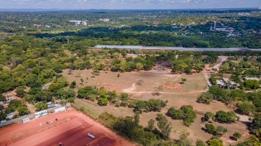 Land in Luque, Departamento Central