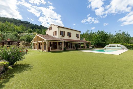 Villa in Fermo, Province of Fermo